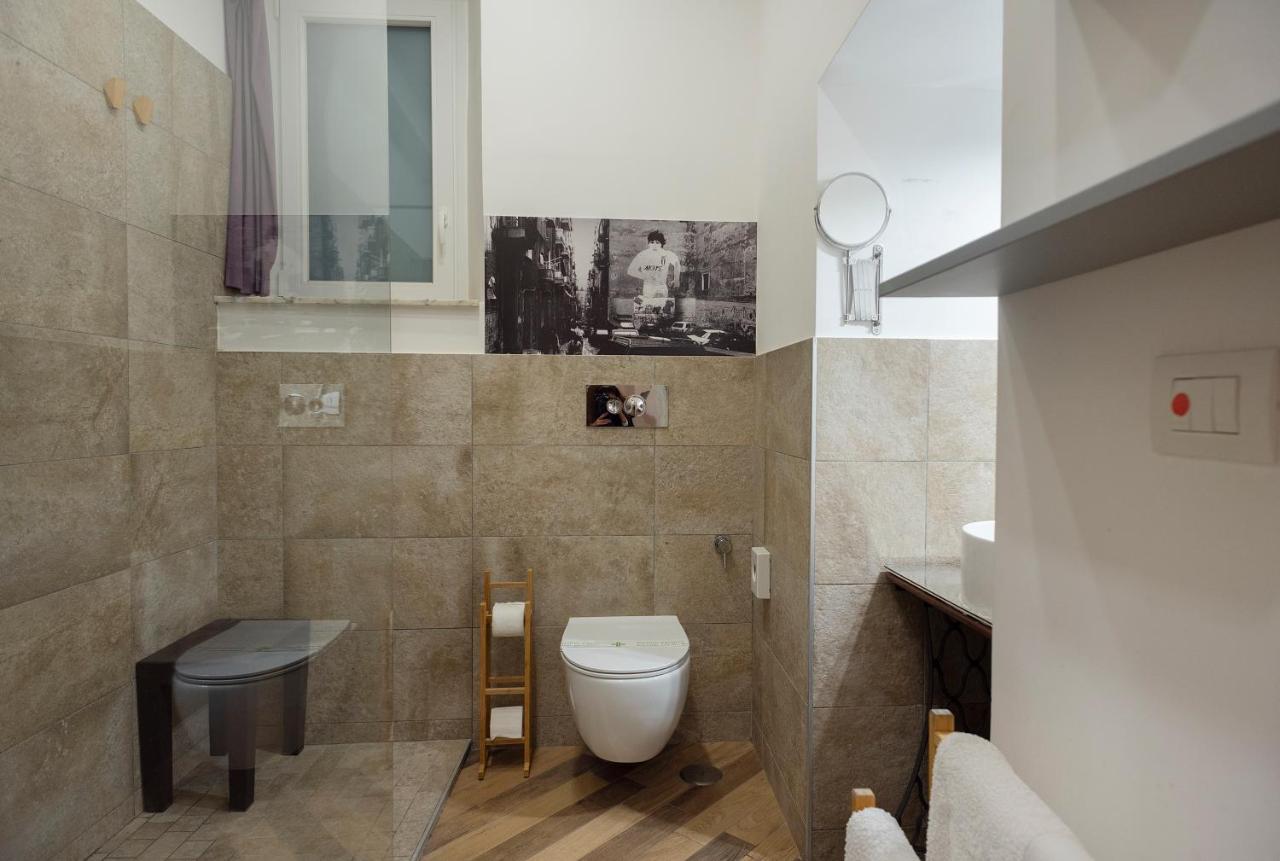 Tredici Boutique Rooms Napoli Bagian luar foto