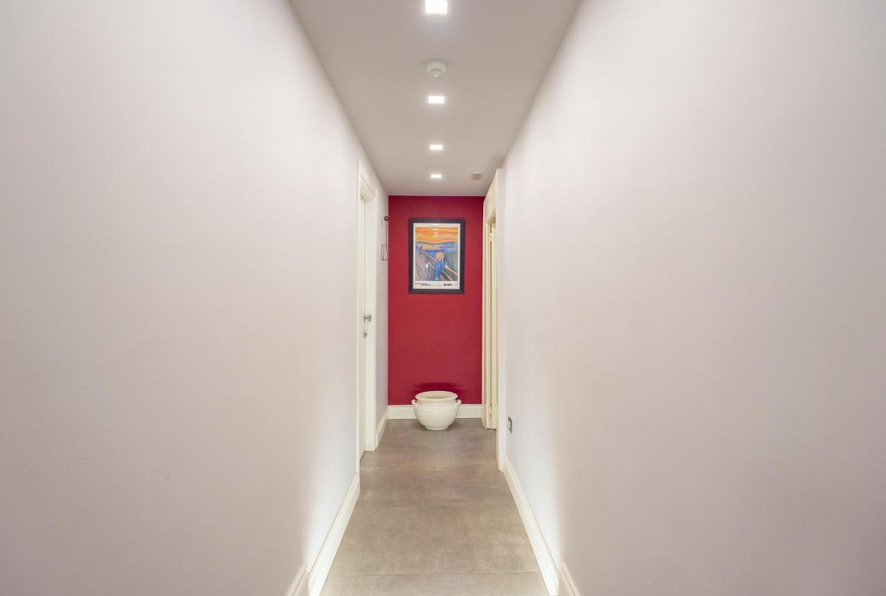 Tredici Boutique Rooms Napoli Bagian luar foto